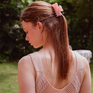 Cloudline Medium Hair Claw in Ballet Pink